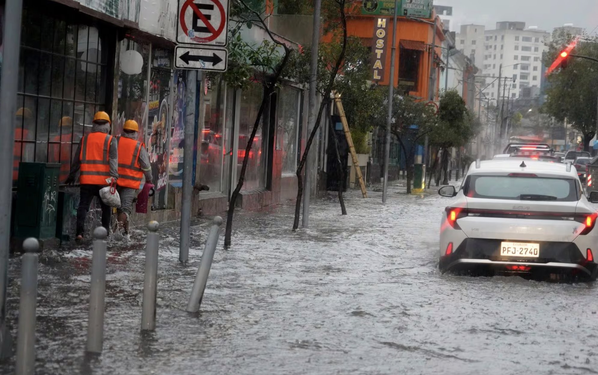 Lluvias récord en Quito provocan 41 emergencias