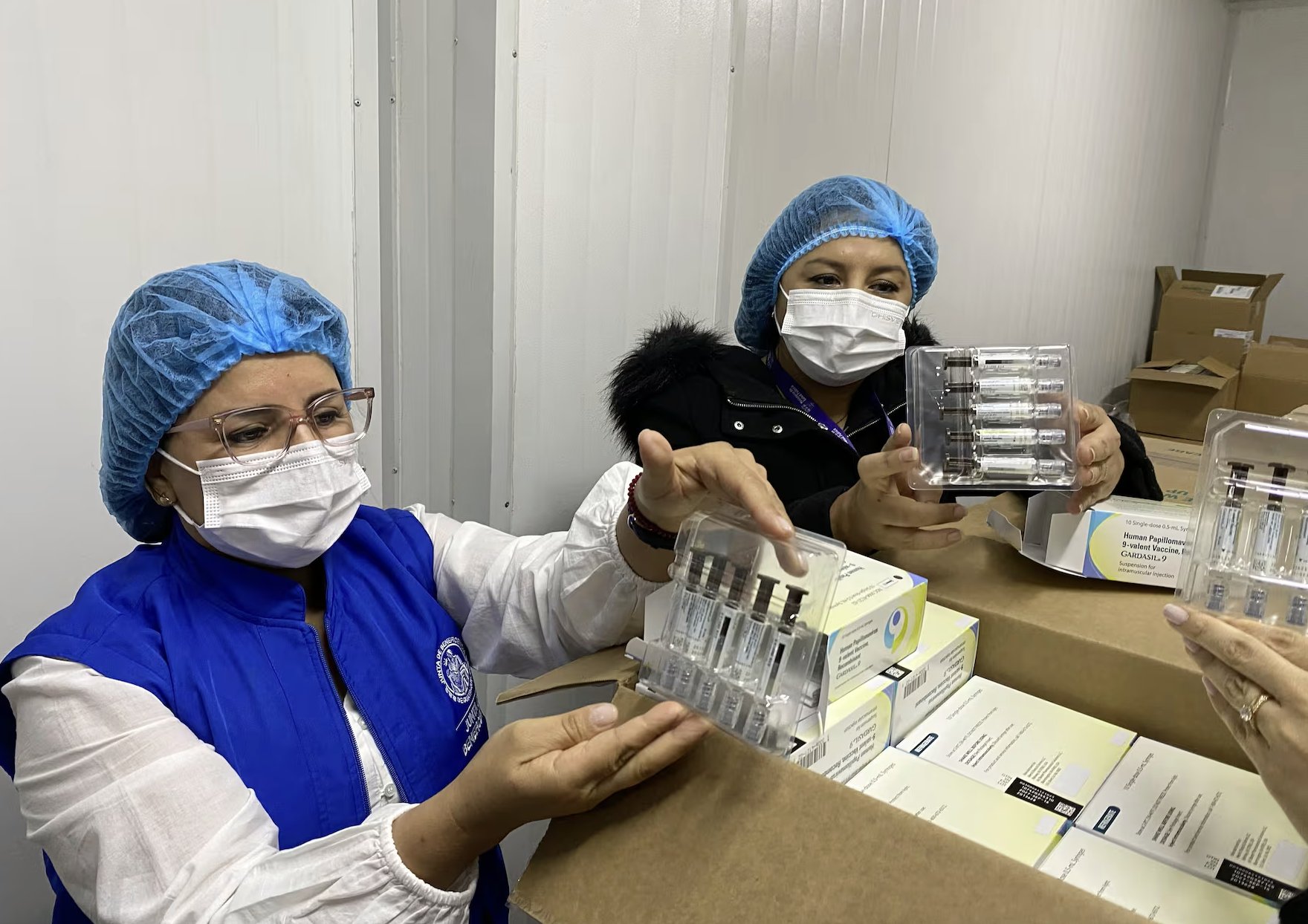 Ecuador anuncia campaña de vacunación contra el VPH